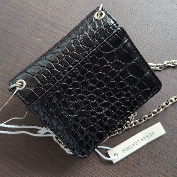 Black Vegan Croc leather chain strap wallet - Picture 3 of 7